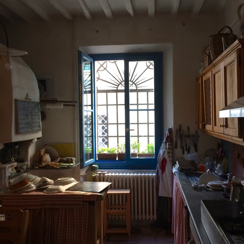 Kitchen window, Monteggiori
